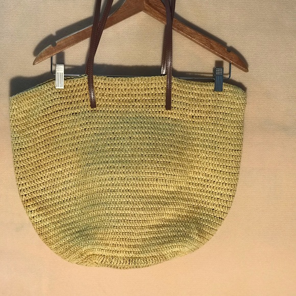 J. Crew Handbags - J CREW WOVEN STRAW MARKET TOTE